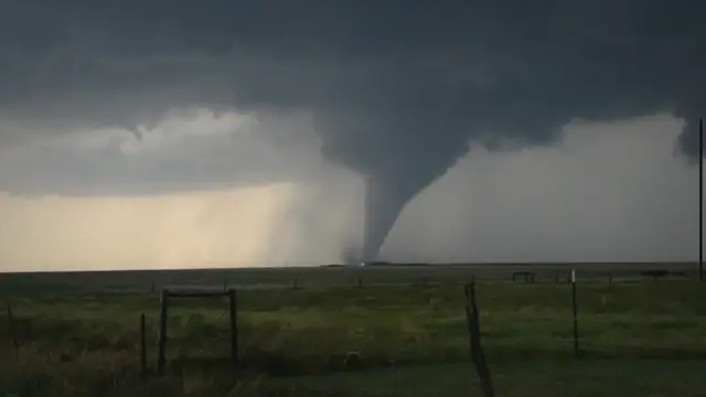 Video thumbnail for Cos'è un tornado