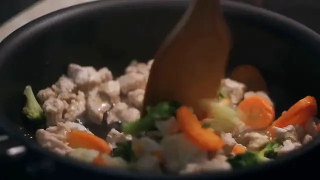'Video thumbnail for American_Chicken_Fried_Rice_Recipe'