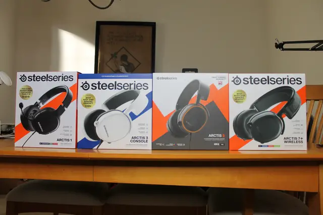 'Video thumbnail for SteelSeries Arctis 1 vs 3 vs 5 vs 7+'