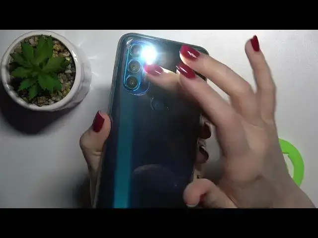 Video thumbnail for How to Turn Off Torch Light in Motorola G71 5G - Disable Flashlight
