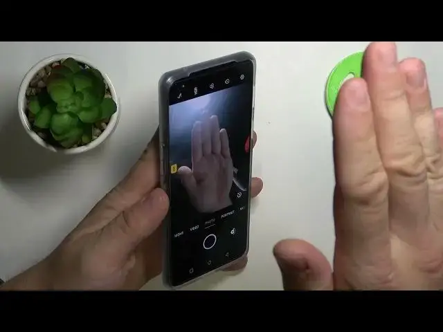 Video thumbnail for How to Take Selfie Using Palm Gesture on OnePlus Nord 2 5G – Camera Settings