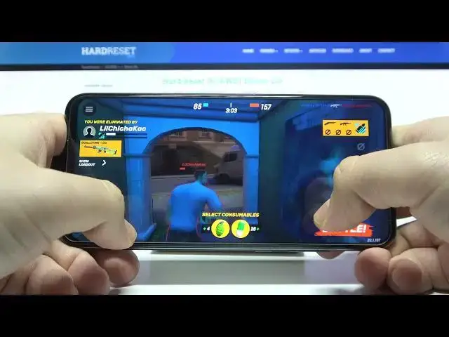 Video thumbnail for Performance Test of HONOR 20i - Gods of Boom Gameplay