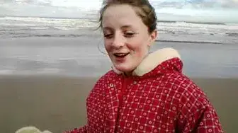 Video thumbnail for Seaweed slap on Berwick Upon Tweed beach