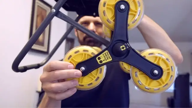 Video thumbnail for Climb Cart Review: A Stair-Climbing Cart?