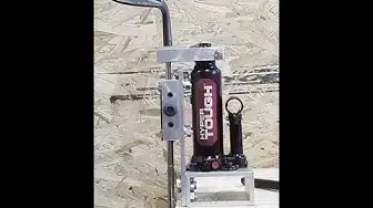 Video thumbnail for Golf Club Shaft Puller Extractor for Steel and Graphite Shafts