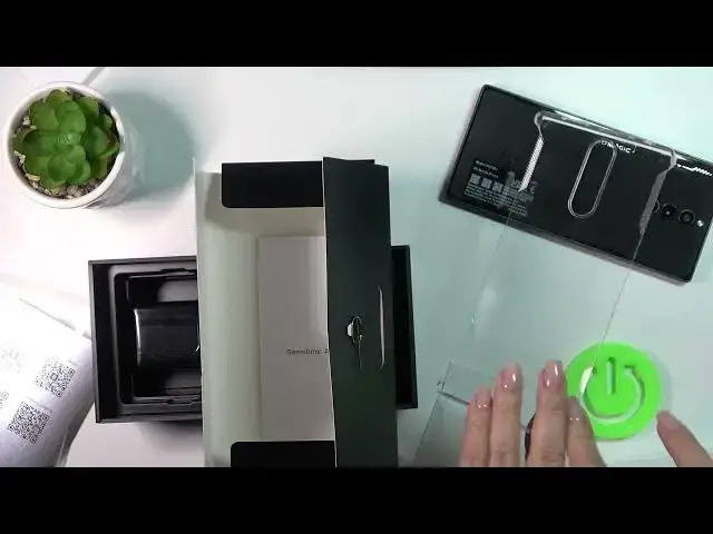 Video thumbnail for Does ZTE Nubia Red Magic 8 Pro Comes with Case?