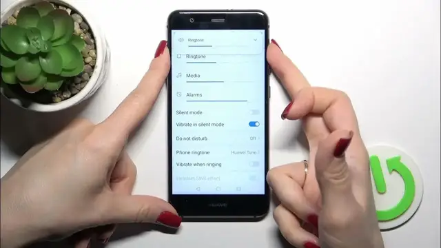 Video thumbnail for How to Adjust Ringtone Volume on HUAWEI 10 Lite