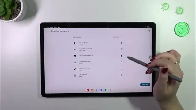 Video thumbnail for How to Clear Your SAMSUNG Galaxy Tab S9 FE Browser