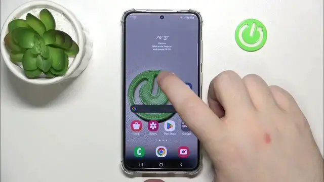 Video thumbnail for How to Use Google Assistant on Lock Screen in Samsung Galaxy S24 – Manage Assistant