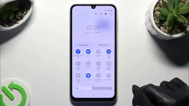Video thumbnail for How to Turn On/Off Auto Brightness on SAMSUNG Galaxy F34?