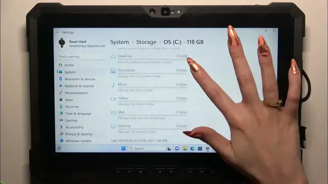 Video thumbnail for How to Clean Storage in DELL RUGGED 7220 – Delete Junk Files