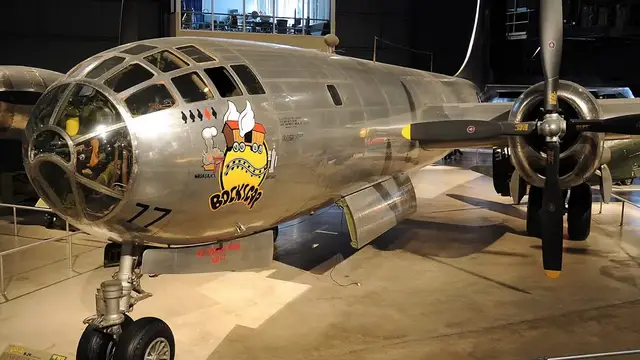 Video thumbnail for Yesterday's Air Force: The Plane That Ended WWII