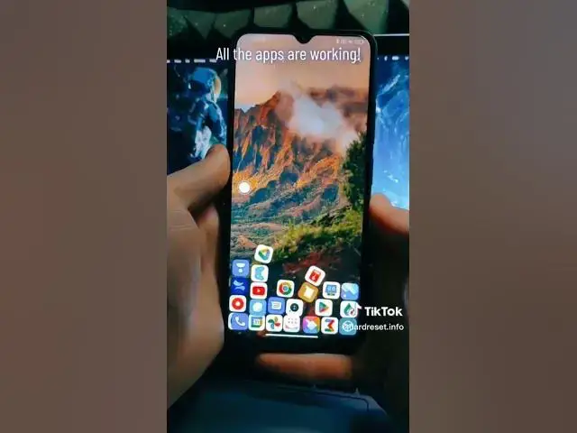 Video thumbnail for Enjoy the Amazing Rolling Icons Live Wallpaper for Android