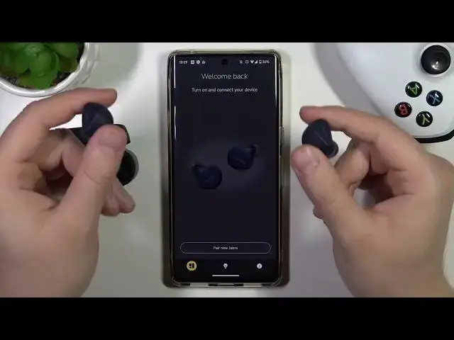 Video thumbnail for How to Power On & Off Jabra Elite 4 Active Manually?