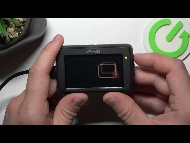 Video thumbnail for How To Power On & Off MIO MiVue 732