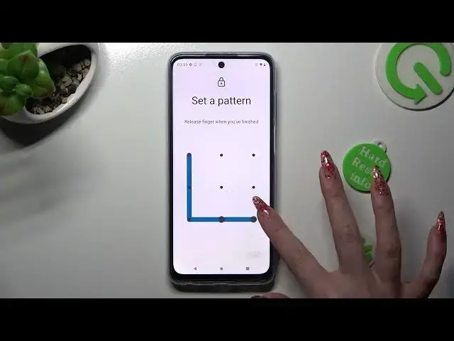 'Video thumbnail for How to Add Screen Lock in Motorola Moto G73 – Find Lock Screen Methods'