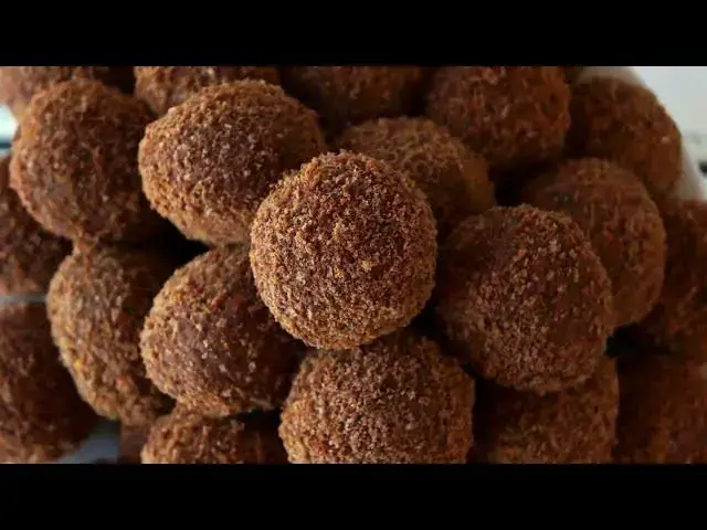 'Video thumbnail for Decadent Chocolate Maca Truffles Recipe | THS RFL Delight (2018)'