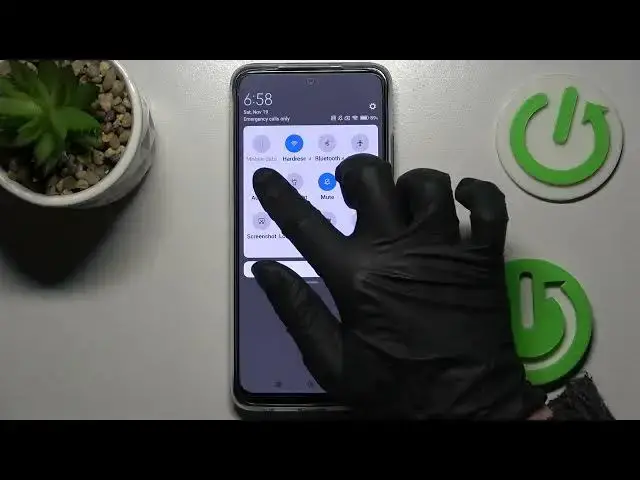 Video thumbnail for How to Turn On / Turn Off the Automatic Screen Brightness Option on the POCO M5S