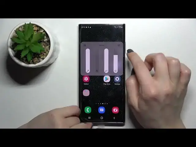 'Video thumbnail for How to Turn On/Off Silent Mode on Samsung Galaxy S22 Ultra - Mute Samsung Galaxy'