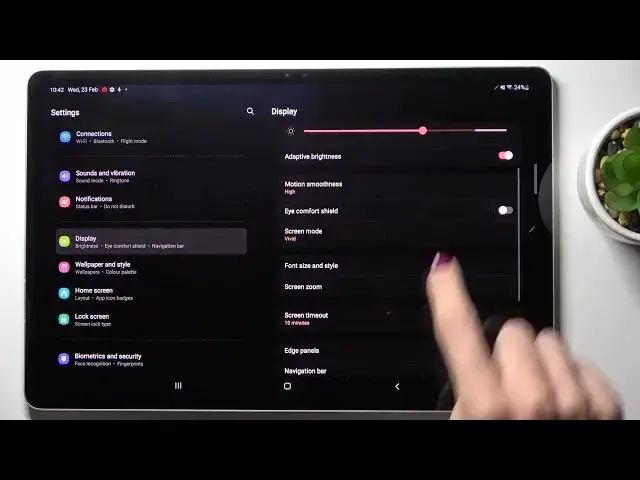 'Video thumbnail for How to Adjust Screen Timeout on SAMSUNG Galaxy Tab S8+ - Set Up Screen Timeout'
