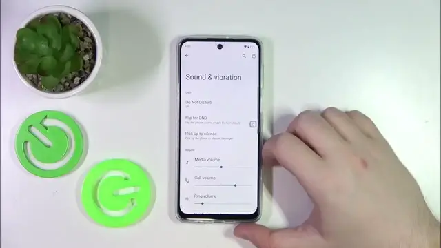 'Video thumbnail for How to Enable/Disable Touch Vibrations on Motorola Moto G24 – Manage Vibrations'
