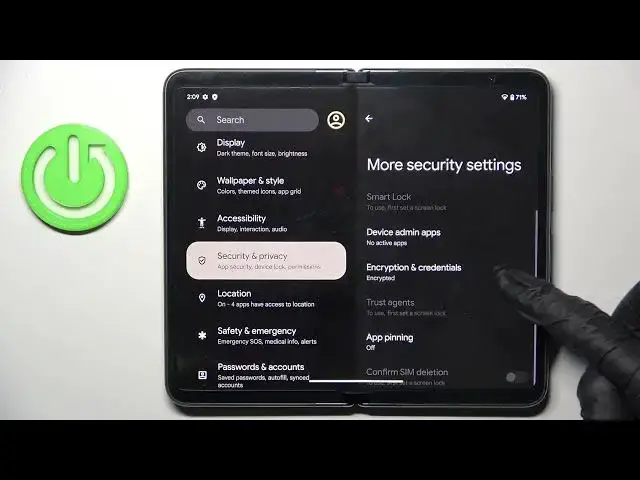 Video thumbnail for How to Clear Credentials on Google Pixel Fold?