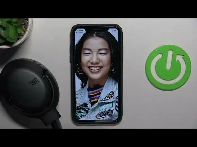 Video thumbnail for How to Pair JBL Tour One with iPhone / iPad?