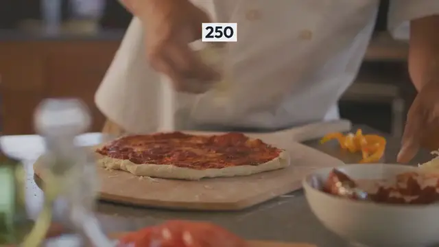 Video thumbnail for Delicious Chicken Alfredo Stuffed Shells