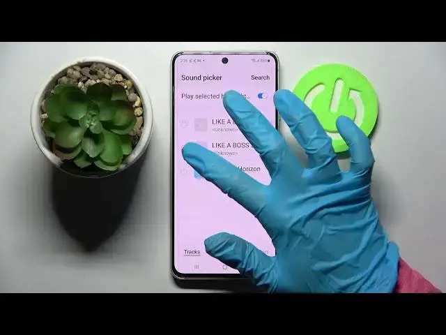 Video thumbnail for How to Set Up Alarm Clock on SAMSUNG Galaxy S21 FE - Alarm Clock Settings