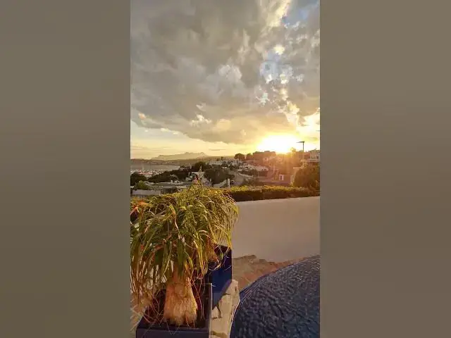 Video thumbnail for Villa Sabines | Top Chalet estilo Ibiza en primera línea del Mar Mediterráneo en Moraira, Alicante