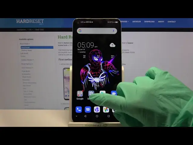 Video thumbnail for How to Manage Font Size on ZTE Blade V2020 – Display Main Settings