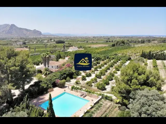 Video thumbnail for Stately Property in DENIA of 19th century · COSTA HOUSES Luxury Villas in Costa Blanca Spain · Finca