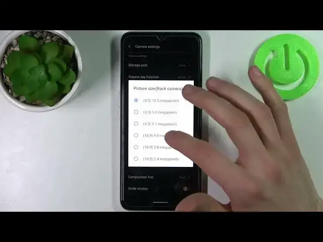 Video thumbnail for How to Change the Camera Aspect Ratio on REALME C35
