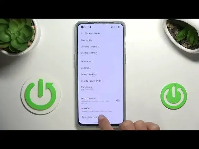 'Video thumbnail for How to Reset Network Settings on the OnePlus Nord 2T - Restore Default Network Preferences'