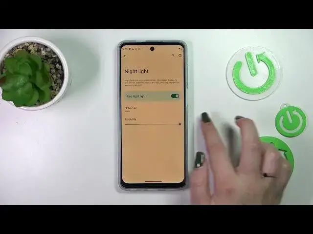 'Video thumbnail for How to Turn On and Configure the Night Light Option on the MOTOROLA Moto G62 - Eye Comfort Mode'
