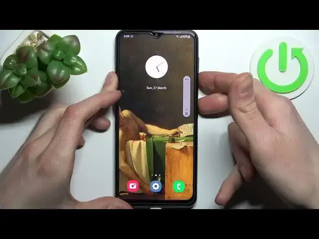 Video thumbnail for How To Take a Screenshot on SAMSUNG Galaxy F23