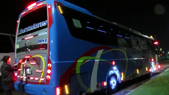 Video thumbnail for FLOTA SUGAMUXI Libertadores 1084  AGA SPIRIT 2 SCANIA K400