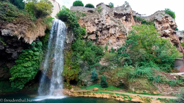 Video thumbnail for Salles-la-Source | Midi-Pyrénées