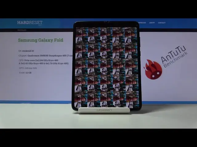 'Video thumbnail for AnTuTu Benchmark in Samsung Galaxy Fold - Snapdragon 855 Performance Test'