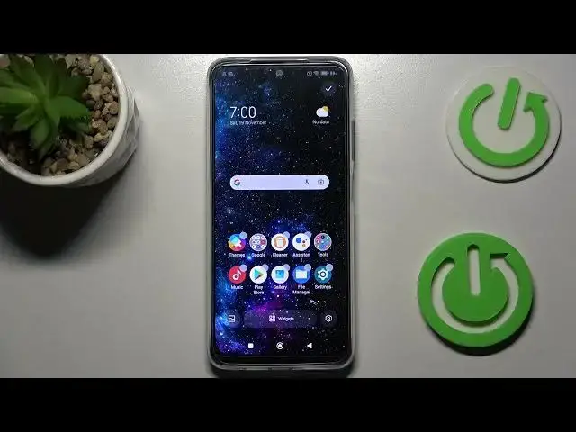 'Video thumbnail for How to Change the App Icons Size on the POCO M5S'