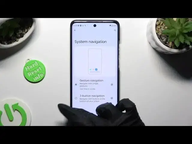 Video thumbnail for How to Enter One Handed Mode on MOTOROLA Edge 40 Neo
