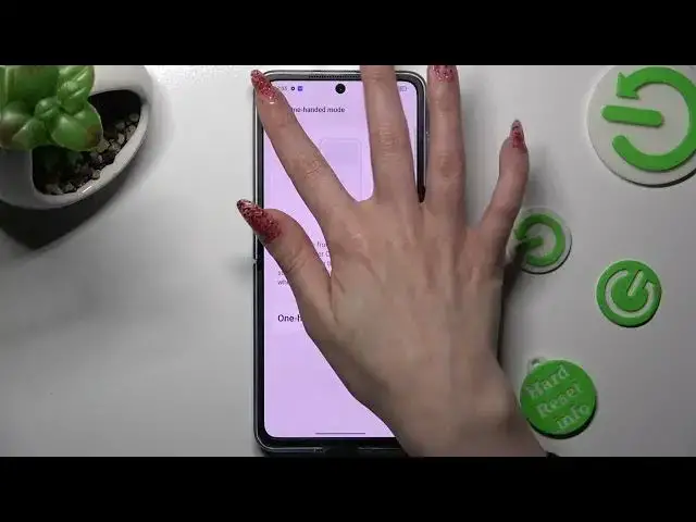 Video thumbnail for How to Enter One Handed Mode on OPPO FIND N2 FLIP?