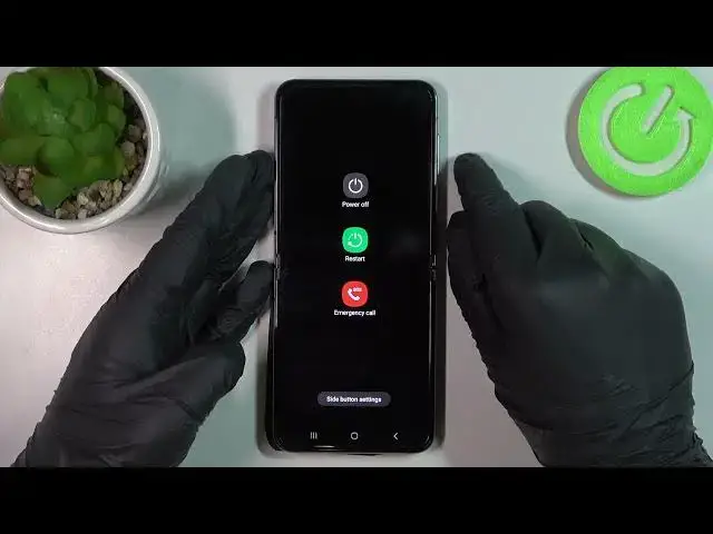 Video thumbnail for How to Take Full Page Screenshot in SAMSUNG Galaxy Z Flip5 – Screenshot Options