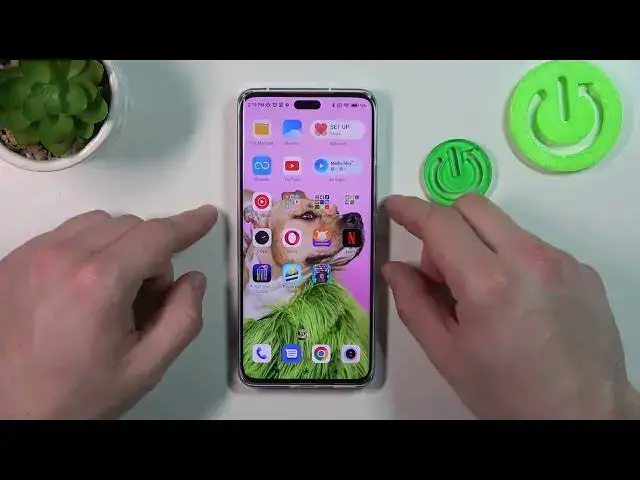'Video thumbnail for Does the Xiaomi 13 Lite have a 3.5mm Headphone Jack input?'