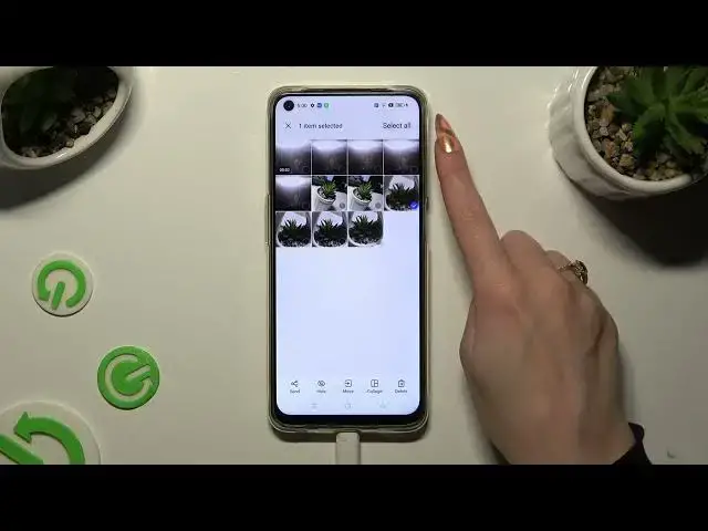 Video thumbnail for How To Select and Delete Multiple Photos At Once In Gallery On OPPO A95