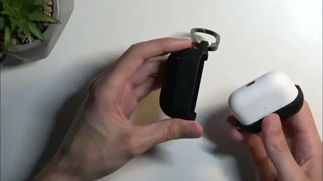Video thumbnail for Unleashing Ultimate Protection: How to Perfectly Fit Spigen Case Lock on Rugged Armor!