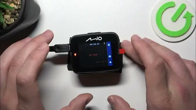 Video thumbnail for How To Start Emergency Recording In Mio MiVue C312