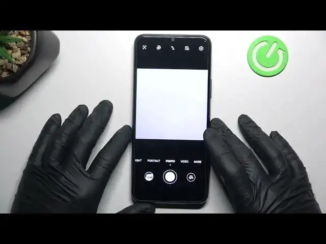 Video thumbnail for How to Take Burst Shot Photos on HONOR 70 Lite
