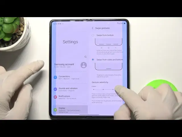 Video thumbnail for How to Change Gestures Sensitivity in Samsung Galaxy Z Fold 3 5G?