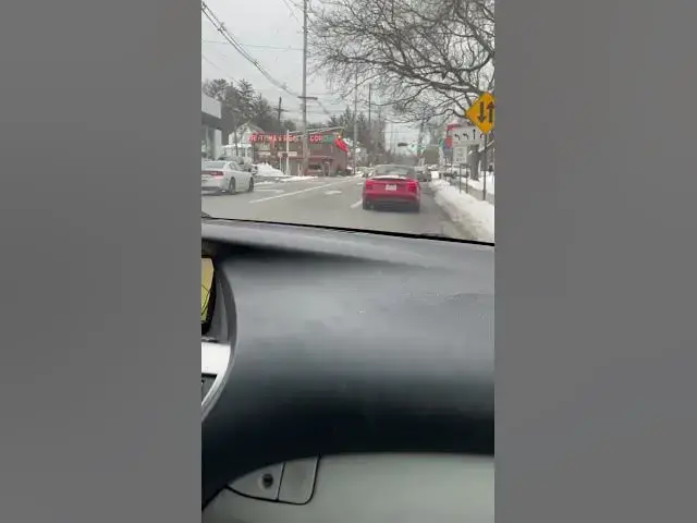 Video thumbnail for Traffic light grand avenue 2.12.2025